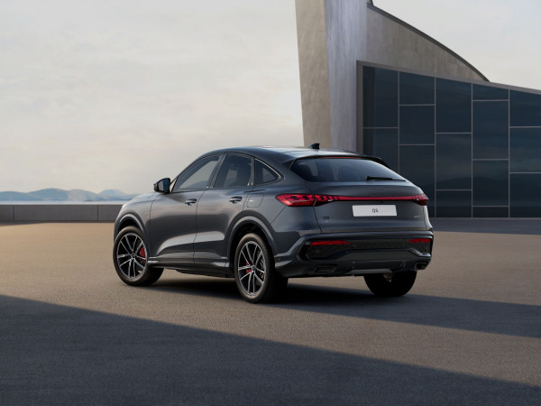 2025 Audi Q5 GU e-hybrid 270kW SUV image 5