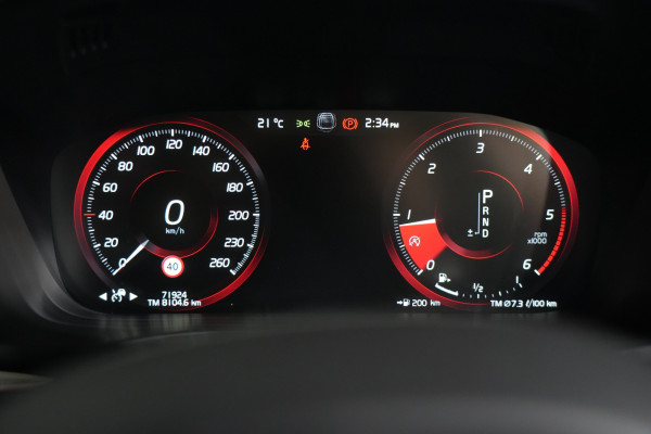 2021 Volvo XC60 UZ D4 Momentum SUV image 13