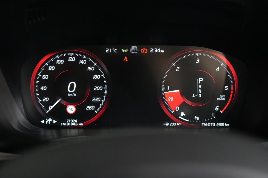 2021 Volvo XC60 UZ D4 Momentum SUV
