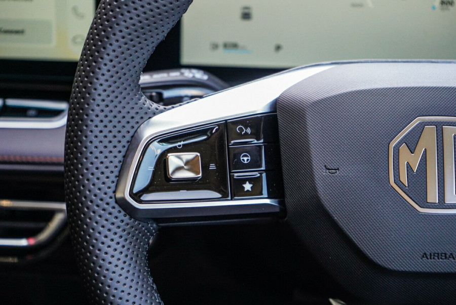 2024 MY24.5 MG HS AS33 Vibe SUV Image 15