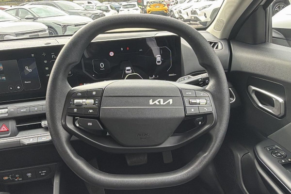 2025 Kia K4 CL4m Sport Sedan Image 11