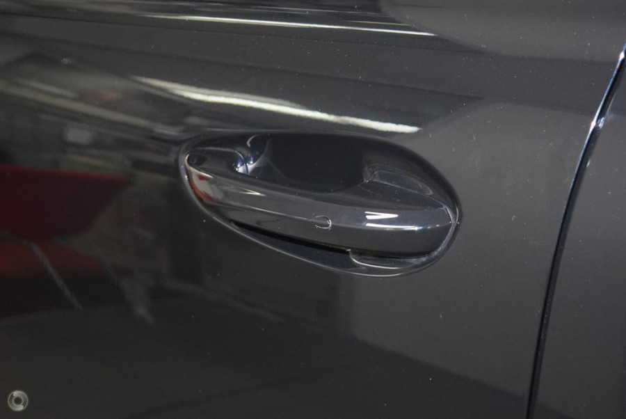 2025 MG HS AS33 Essence SUV Image 12
