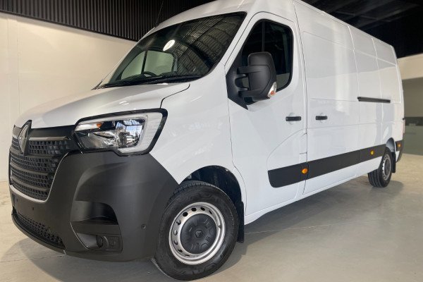 2024 Renault Master X62 Phase 2 Pro 110kW Van