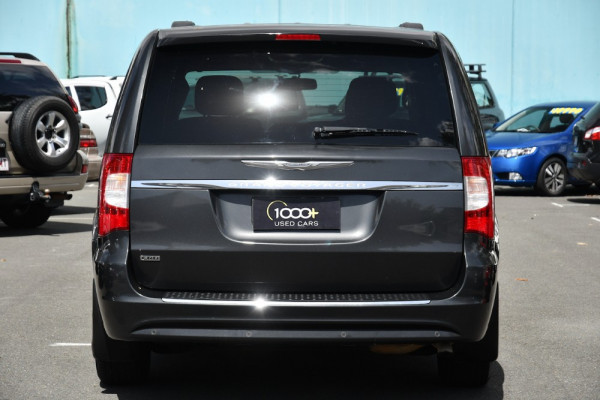 2011 MY10 Chrysler Grand Voyager RT 5th Gen MY10 LX Wagon Image 4