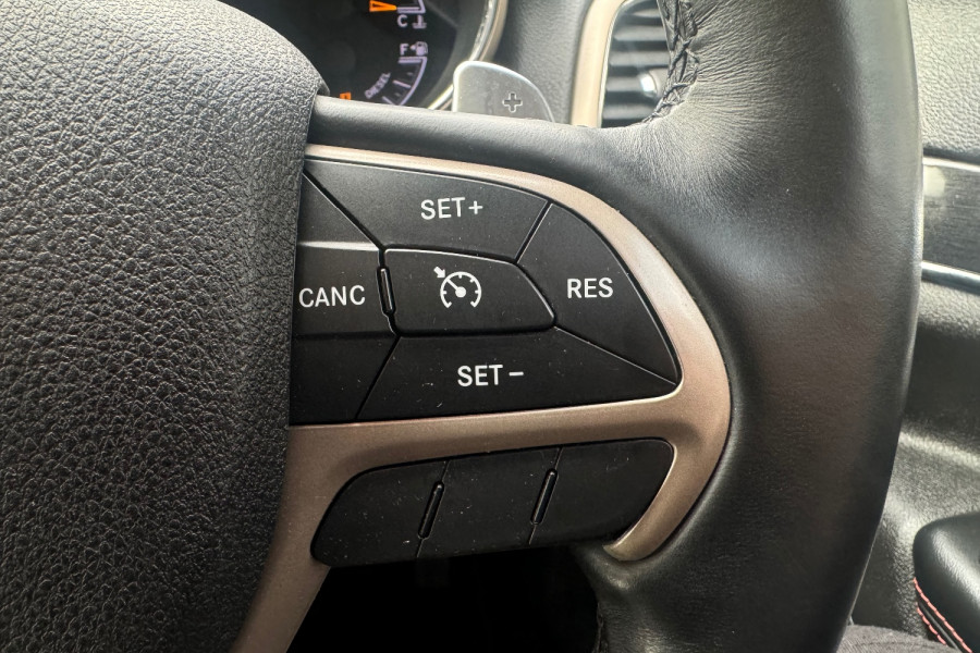 2016 Jeep Grand Cherokee WK 75th Anniversary Edition SUV Image 21