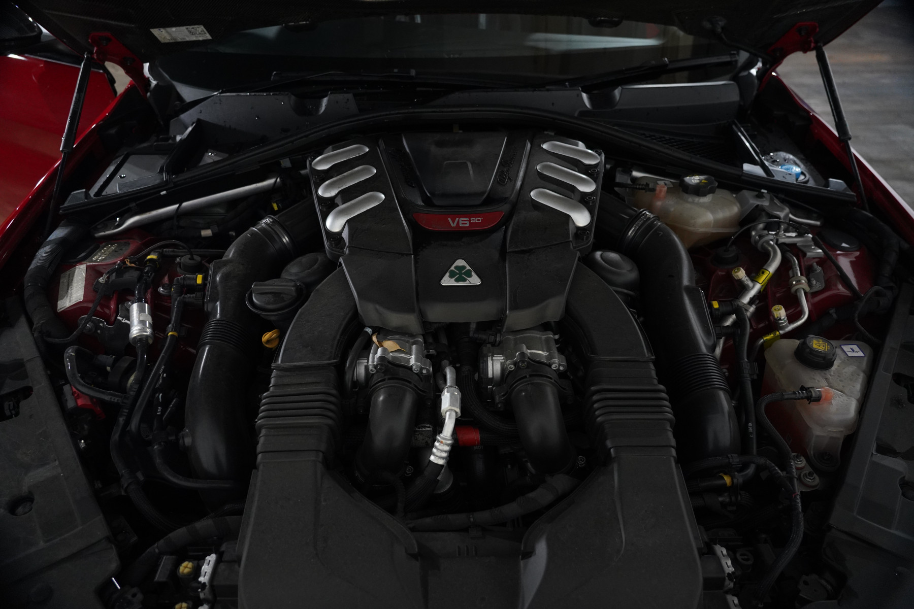 2017 Alfa Romeo Giulia Quadrifoglio (Qv) Sedan Image 33