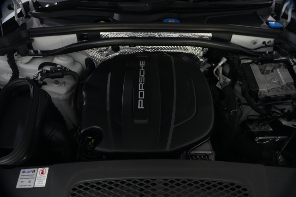 2021 Porsche Macan SUV Image 35