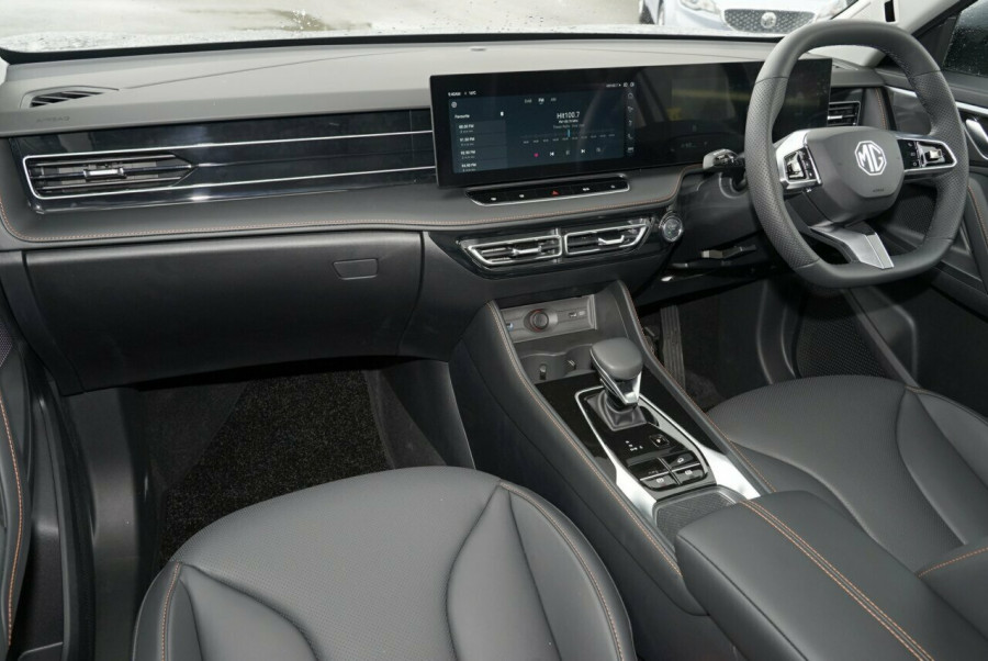 2024 MY24.5 MG HS AS33 Essence SUV Image 6