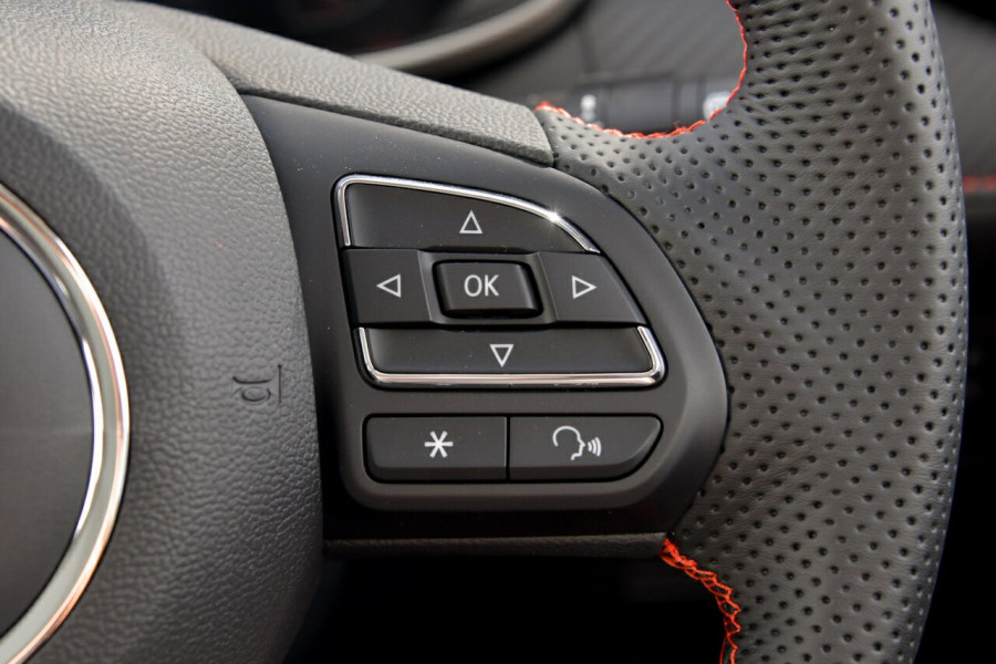 2024 MG ZST S13 Essence SUV Image 11