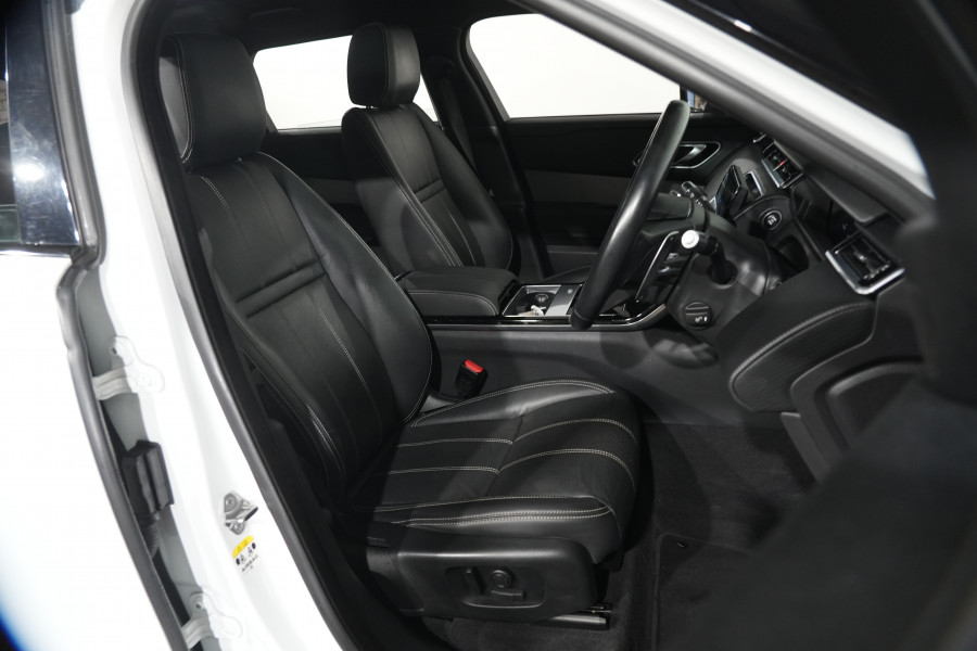 2022 Land Rover Range Rover Velar L560 P250 R-Dynamic SE SUV Image 26