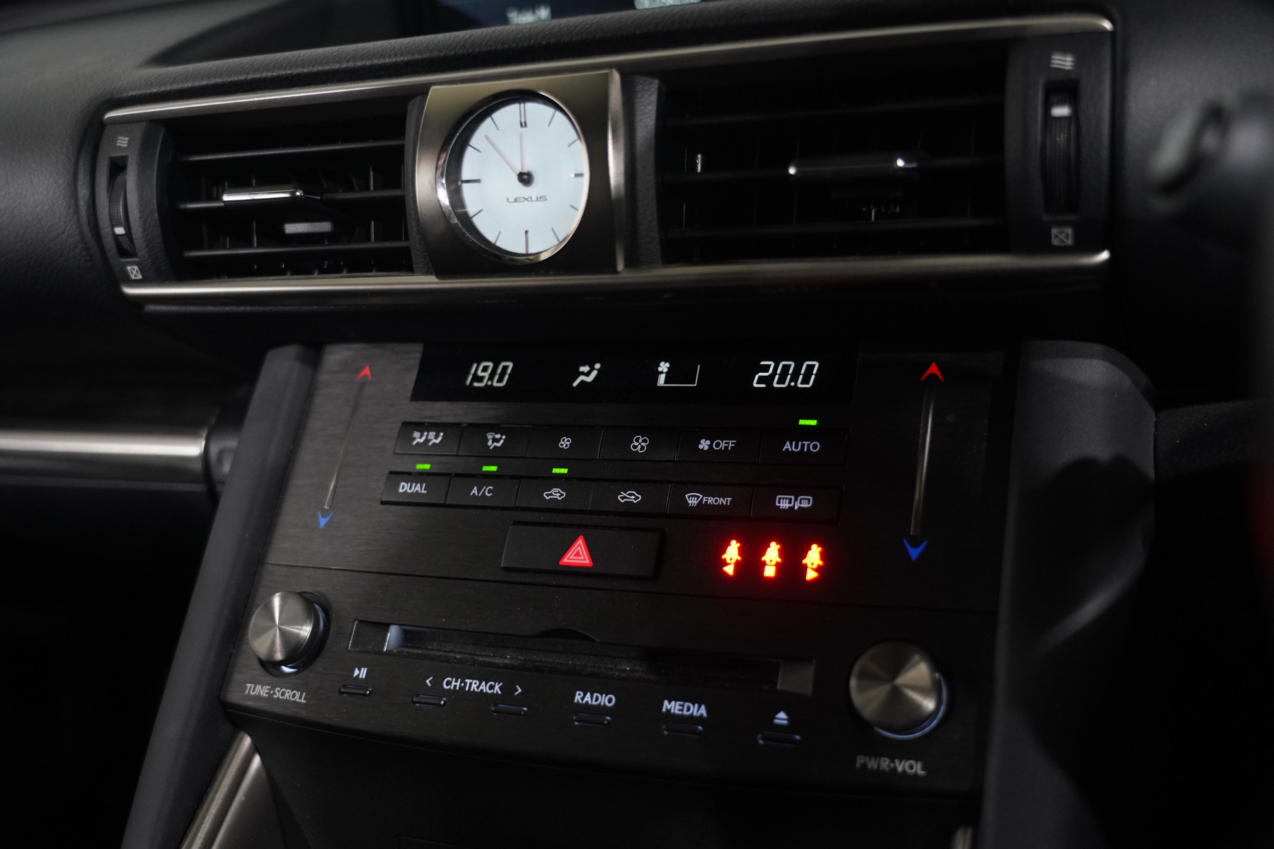 2019 Lexus Is300 Luxury Sedan Image 20