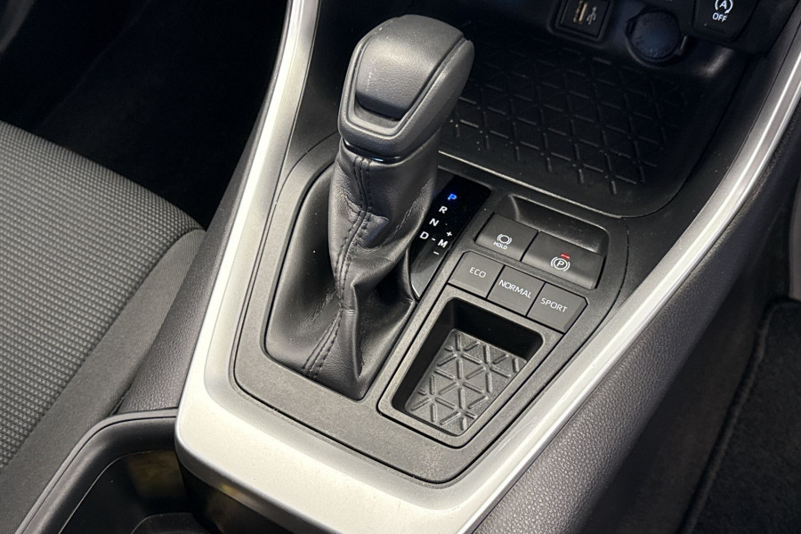 2022 Toyota RAV4 MXAA52R GX SUV Image 8