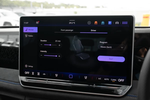 2026 Volkswagen Tiguan CT 200TSI eHybrid R-Line SUV Image 17