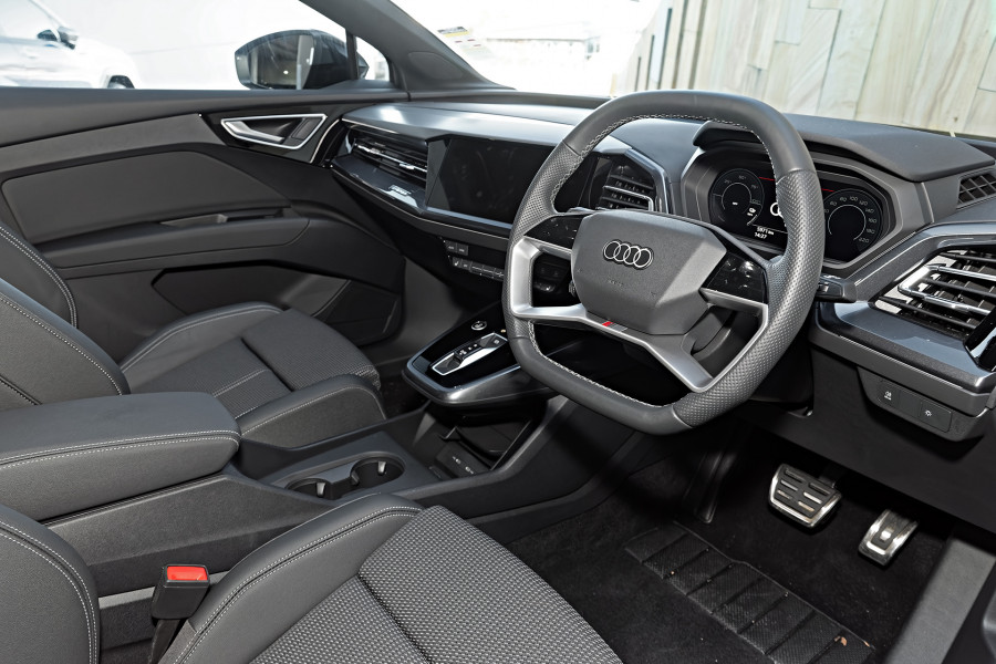 2025 MY24 Audi Q4 e-tron F4 45 SUV
