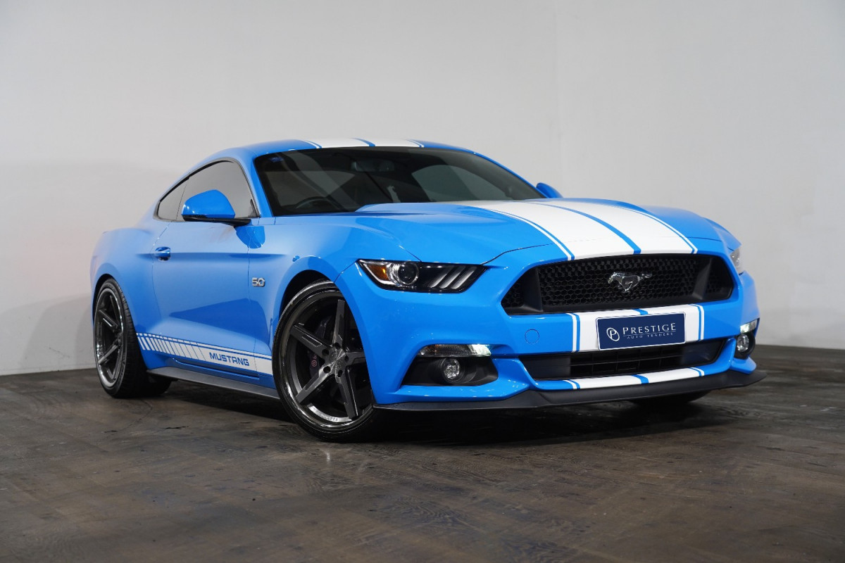2017 Ford Mustang Fastback Gt 5.0 V8 Coupe