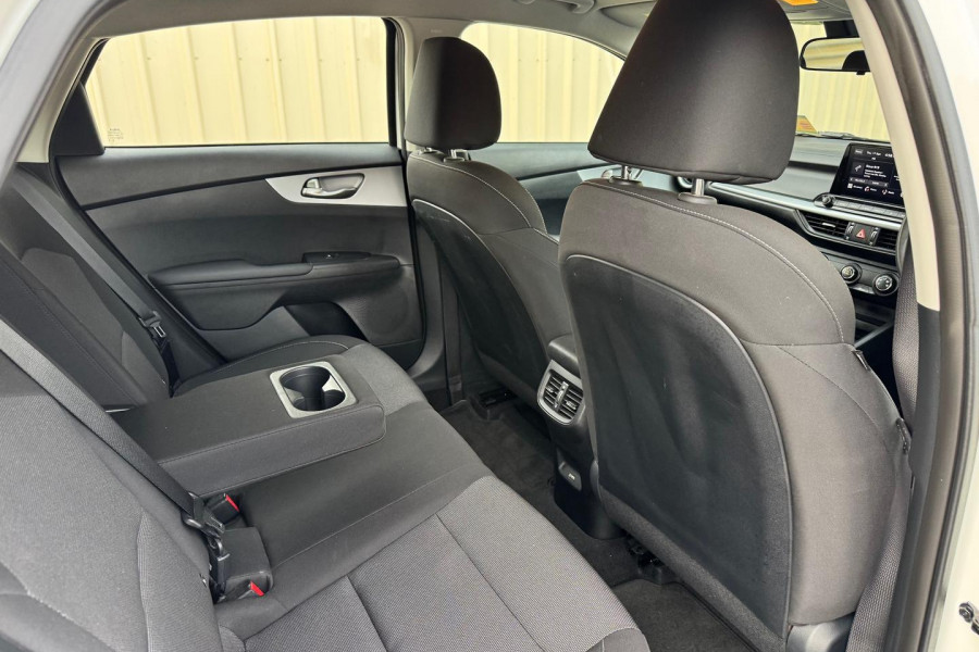 2021 MY1  Kia Cerato BD Sport Hatch Image 25