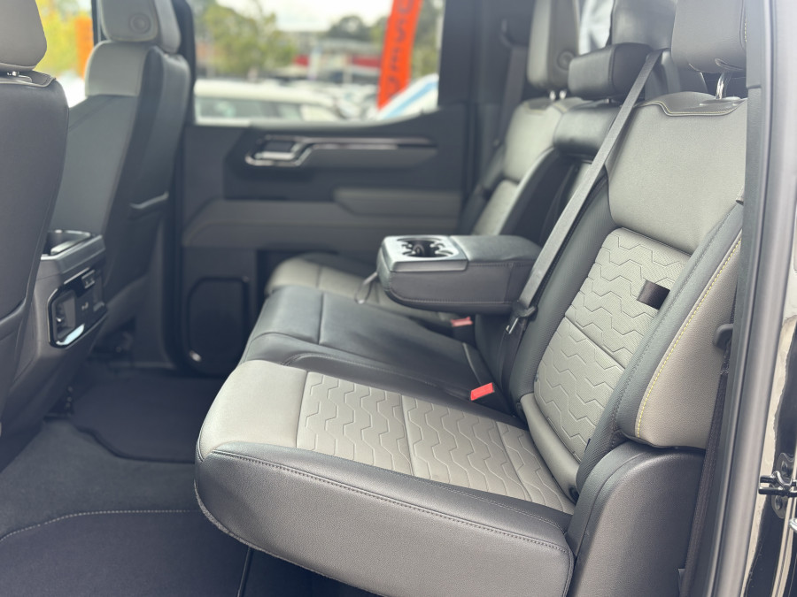 2025 Chevrolet Silverado T1 1500 ZR2 W/Tech Pack Ute Image 18