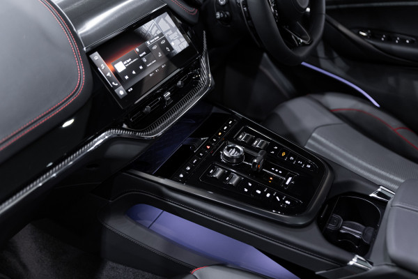 2025 Aston Martin DBX Wagon Image 54