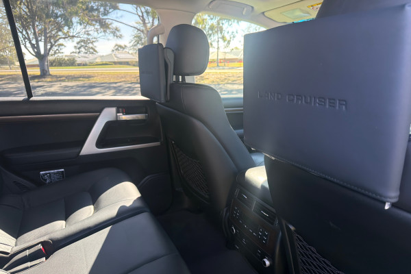2018 Toyota LandCruiser 5450790G0 Sahara Wagon Image 8