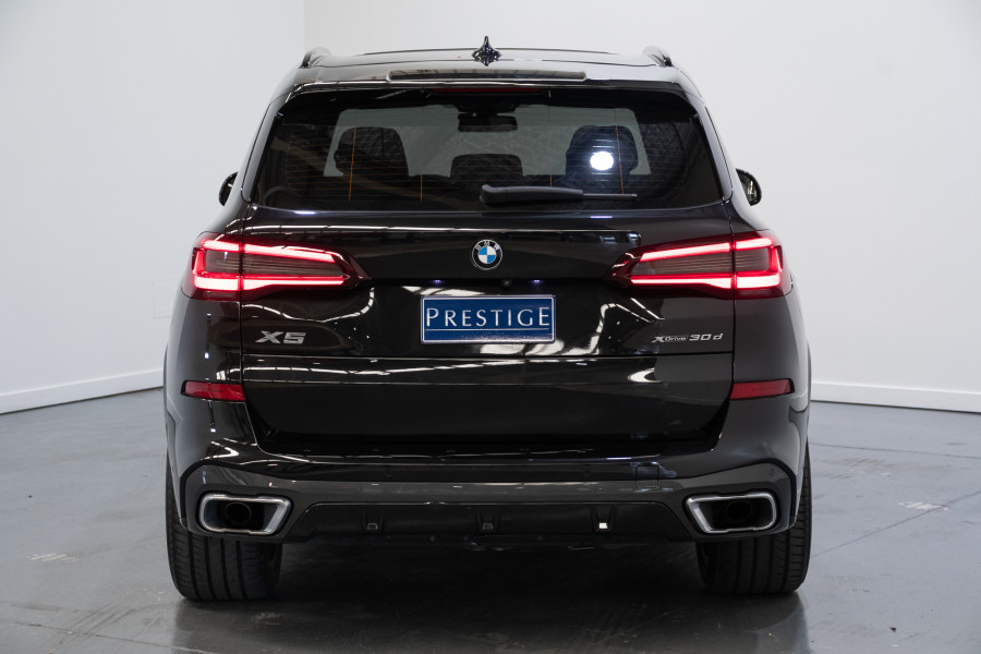 2021 BMW X5 xDrive30d SUV Image 10