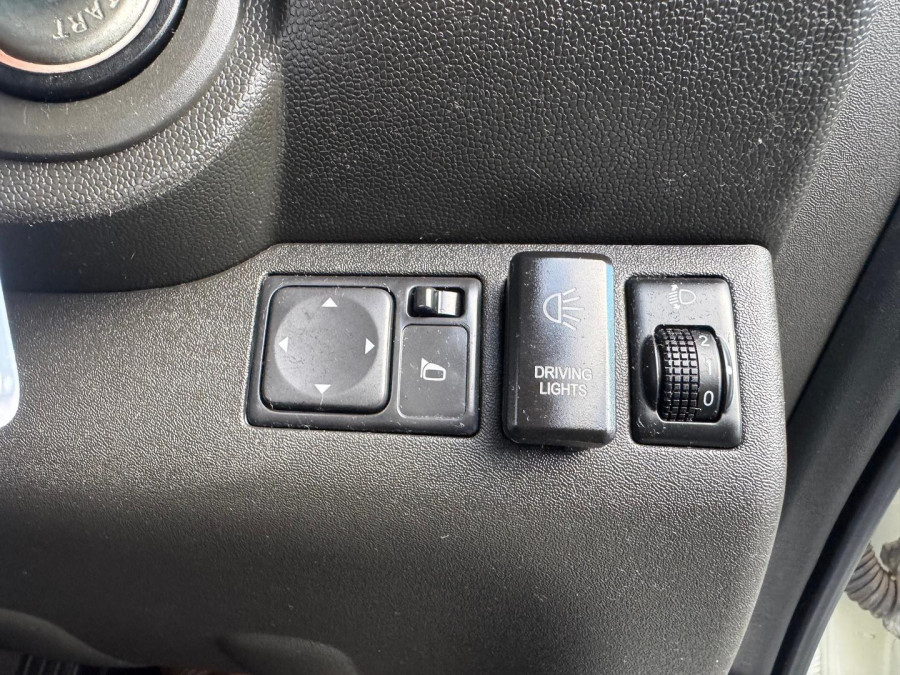 2012 Nissan Navara D40 Series 6 ST Ute Image 23