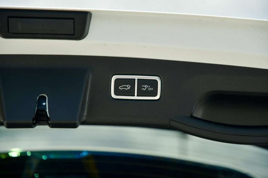2025 Kia Sportage NQ5 GT-Line SUV Image 9