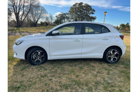 2025 MY24.5 MG MG3 ZP22 Excite Hatch