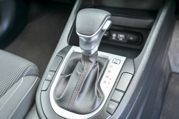2019 Kia Cerato BD S Hatch Image 9