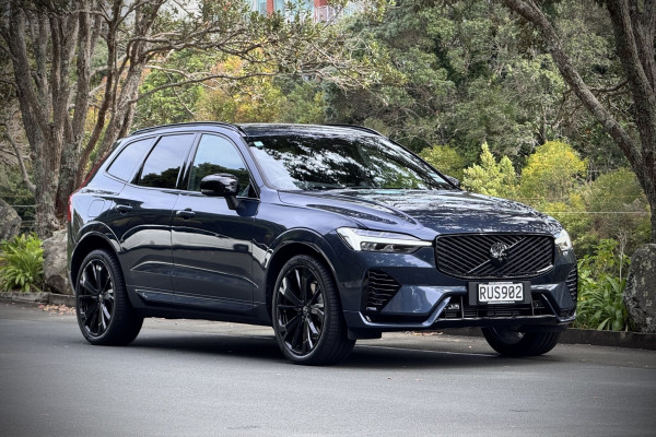 2026 Volvo XC60 UZ Black Edition SUV Image 4