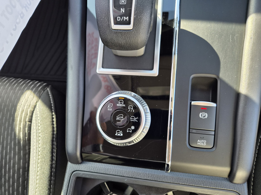 2022 MY22.5 Mitsubishi Outlander ZM ES SUV Image 13