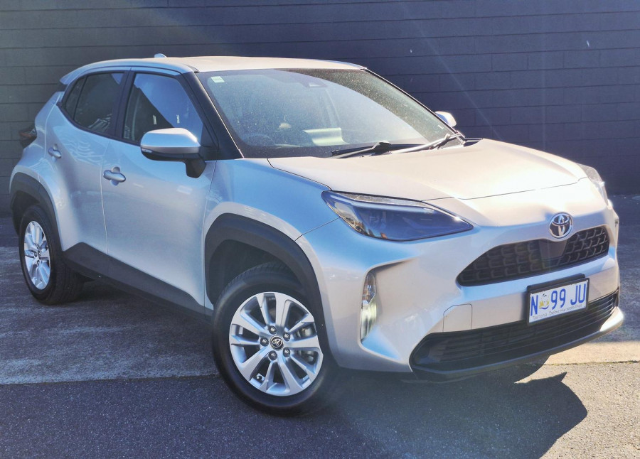 2023 Toyota Yaris Cross MXPB10R GX SUV Image 1
