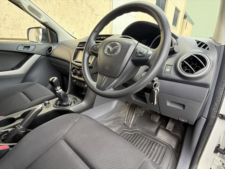 2018 Mazda BT-50 UR XT Cab Chassis Image 10