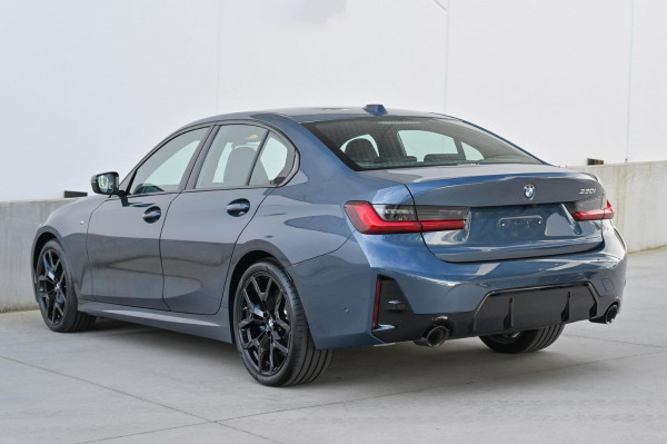 2025 BMW 3 Series G20 LCI II 330i M Sport Sedan image 4