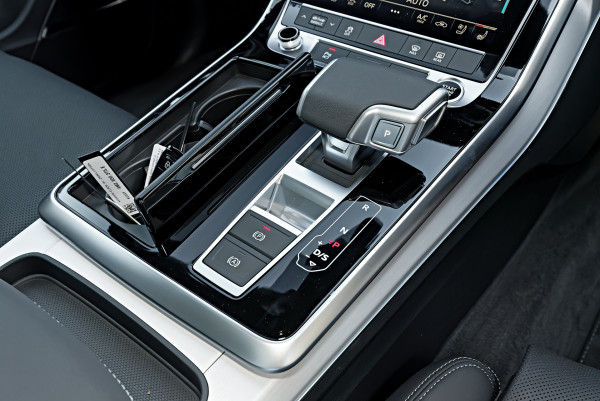 2026 Audi Q7 4M TFSI 250kW S line SUV image 14