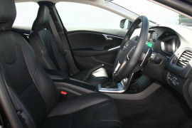 2017 Volvo V40 M Series MY17 T4 Adap Geartronic Inscription Hatchback