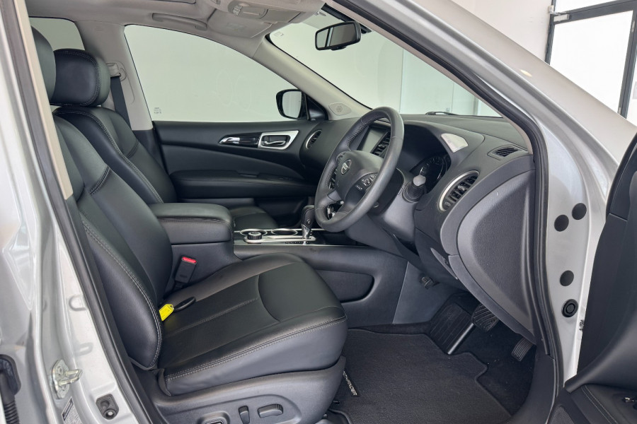 2017 Nissan Pathfinder R52 Ti SUV Image 16