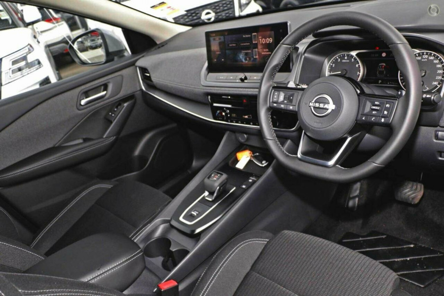 2024 MY25 Nissan QASHQAI J12 ST SUV Image 6