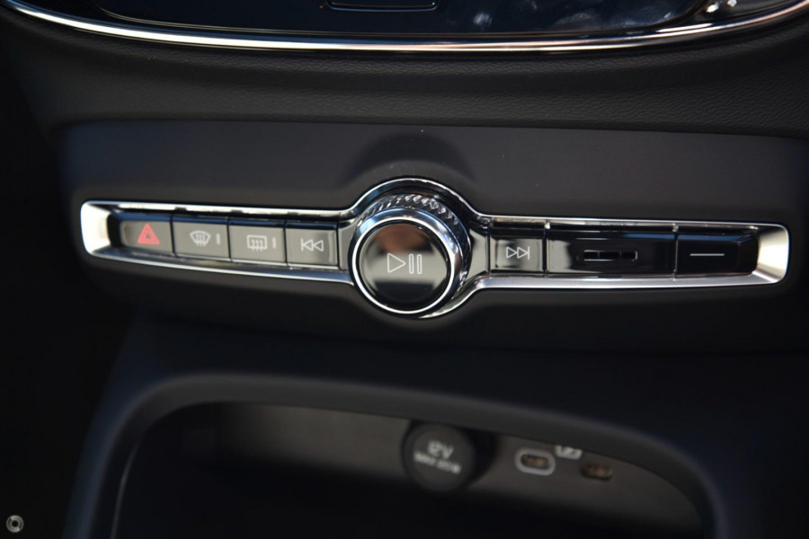 2026 MY27 Volvo EX40  Ultra Single Motor Extended Range SUV Image 9