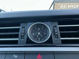 2017 MY18 Volkswagen Passat B8 206TSI R-Line Sedan image 20