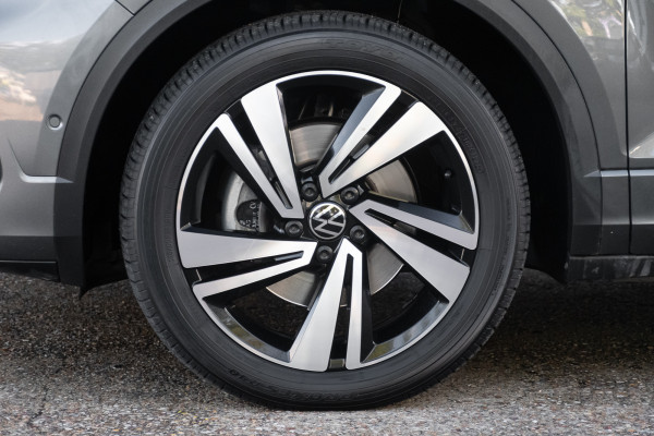 2022 MY23 Volkswagen T-Roc D11 140TSI R-Line SUV Image 23