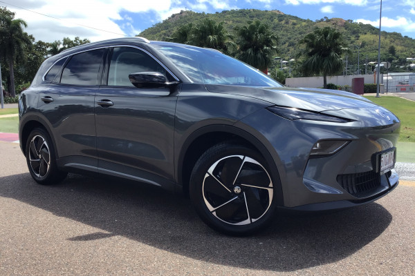 2025 MG MGS5 EV ZS3EM Essence 62 SUV