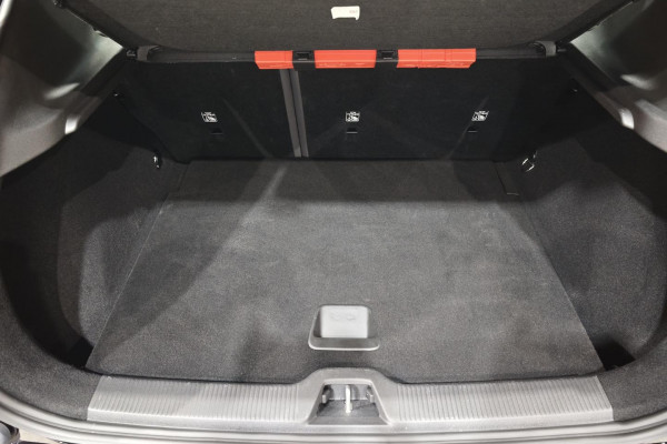 2024 Volvo EX30  Single Motor Extended Range Ultra SUV Image 20