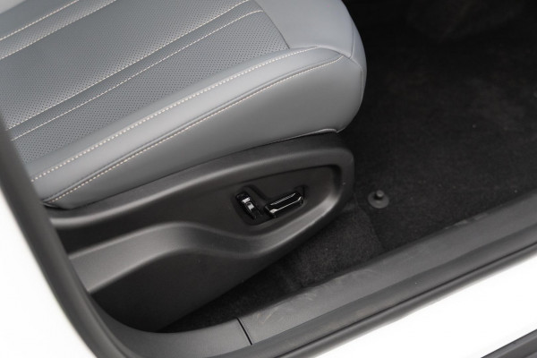 2026 MY27 Geely EX2 E22H Inspire Hatch image 17