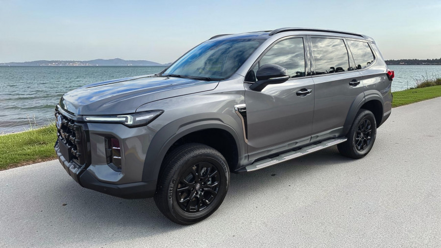 2026 MY25 LDV D90 SV9A Executive SUV Image 5