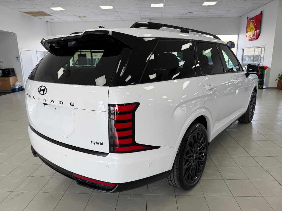 2026 Hyundai Palisade Calligraphy Black Ink SUV Image 7