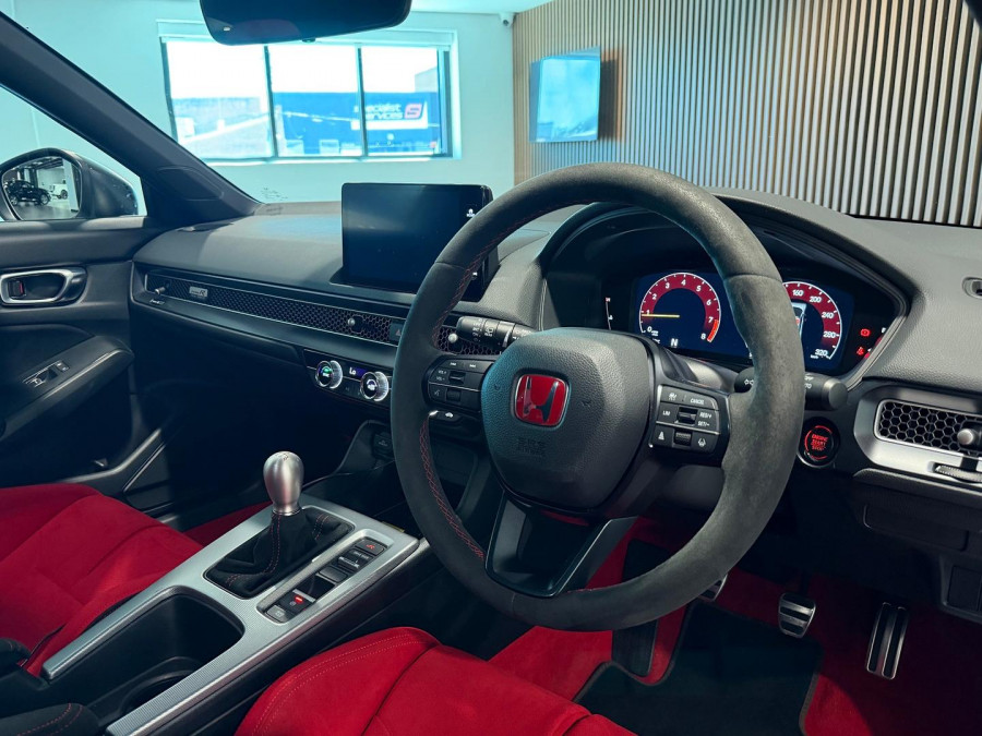 2023 Honda Civic 11th Gen Type R Hatch Image 13