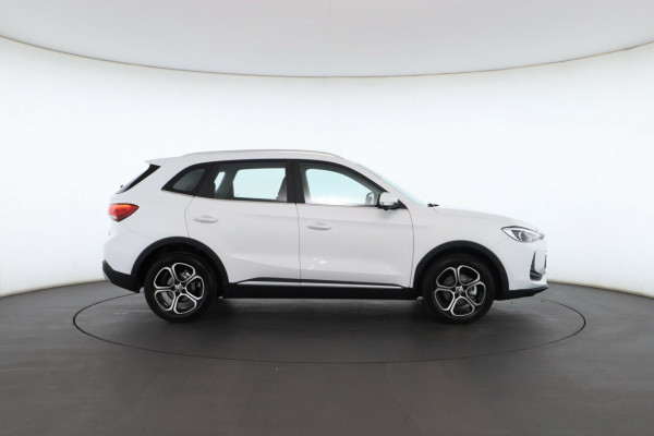 2025 MG ZS ZS32 Excite Hybrid+ SUV Image 2
