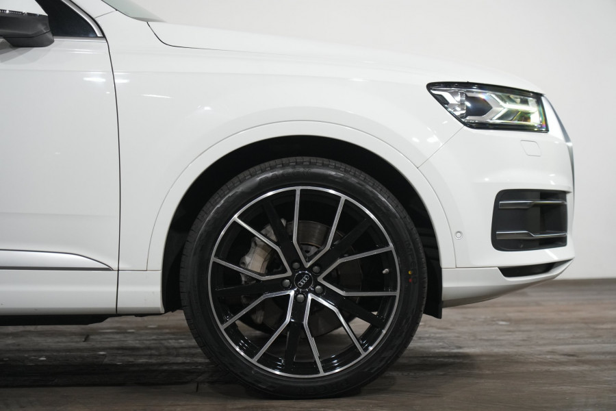 2016 Audi Q7 4M TDI SUV Image 5