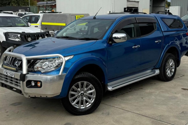 2017 Mitsubishi Triton MQ GLS  Sports Edition Ute Image 3