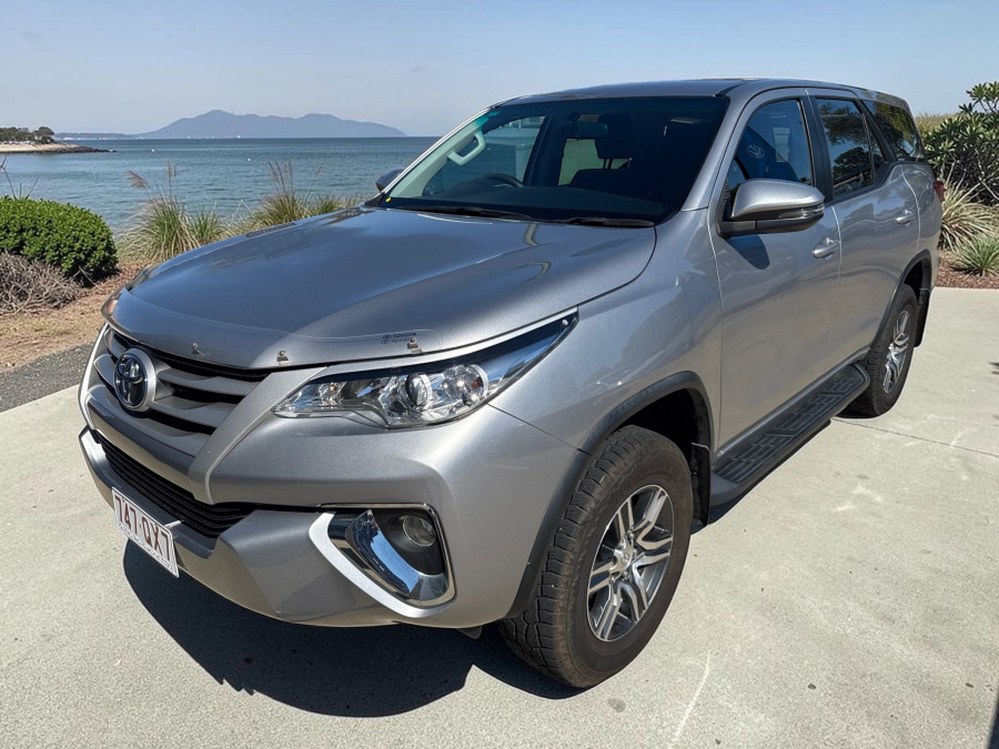2018 Toyota Fortuner GUN156R GX SUV Image 5